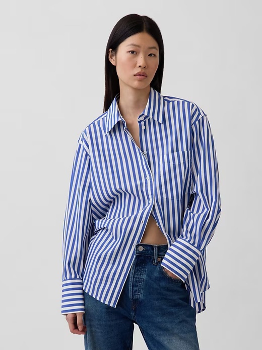 GAP Cotton poplin blue & white stripe button down